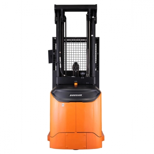 Xe nhặt hàng Order Picker